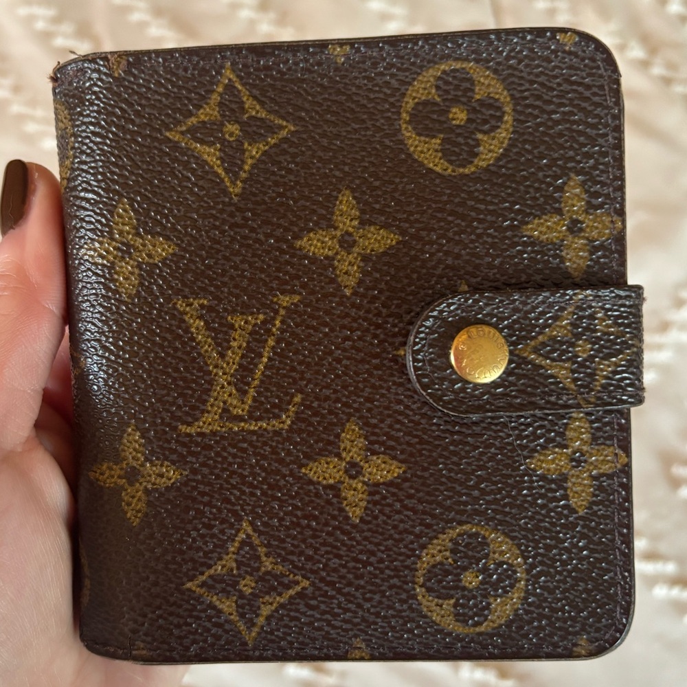 SOLD AUTHENTIC Louis Vuitton Monogram Compact Zip Wallet